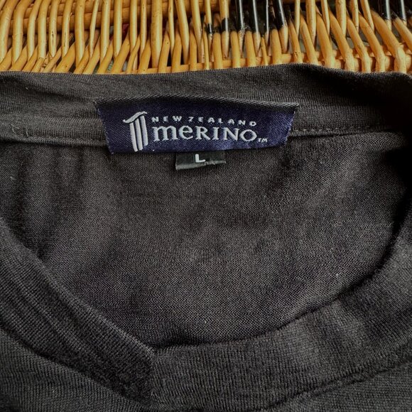 ICEBREAKER 100% Merino Wool Shirt Mens L Black Long Sleeve V-Neck Baselayer Top - Picture 7 of 8